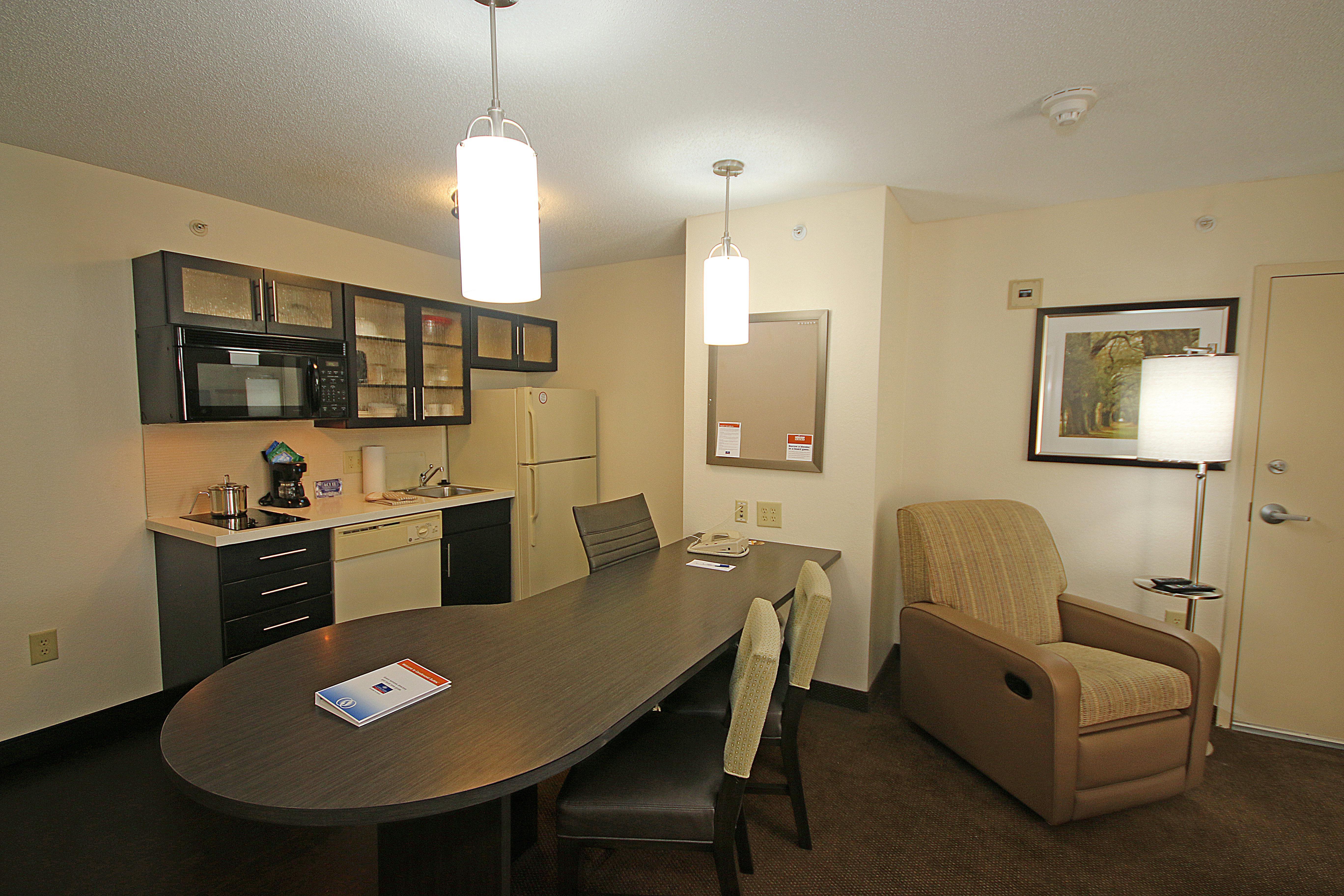 Candlewood Suites Newport News-Yorktown By Ihg Extérieur photo